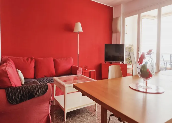 In Lloret Near Lloret Apartamento *